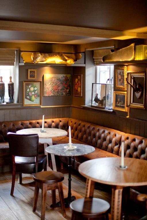 The White Horse Hotel Chilgrove Bagian luar foto