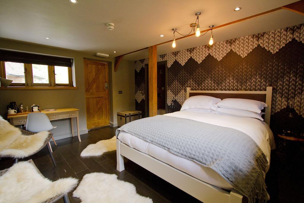 The White Horse Hotel Chilgrove Bagian luar foto